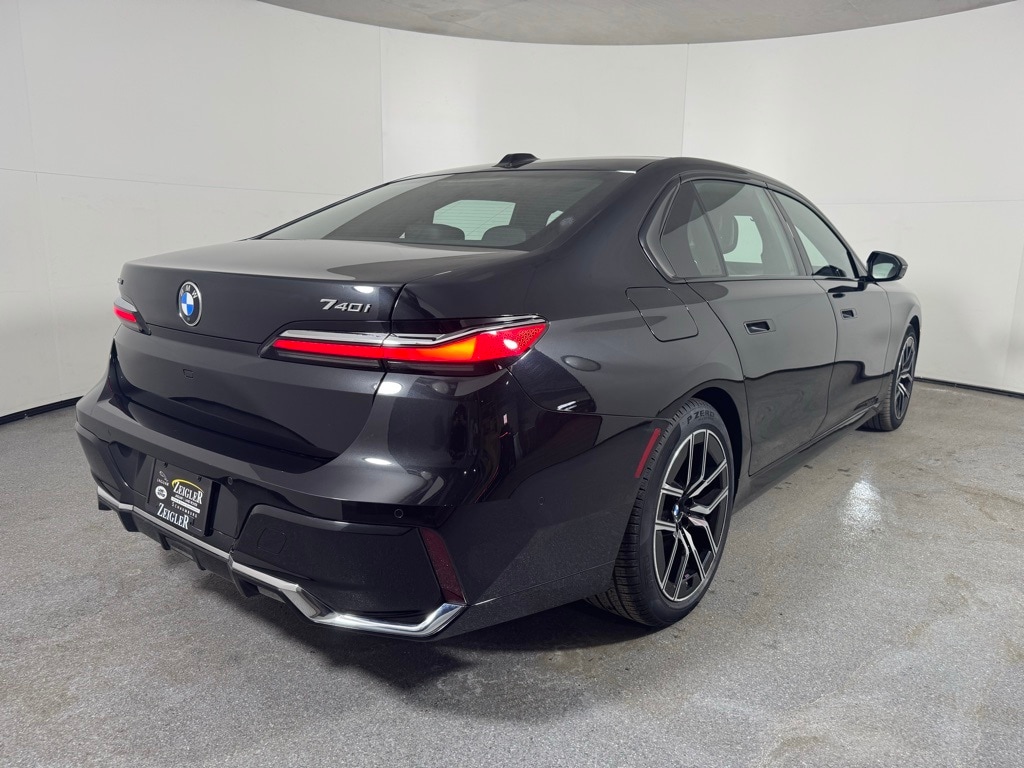 2025 BMW 740I - Image 6