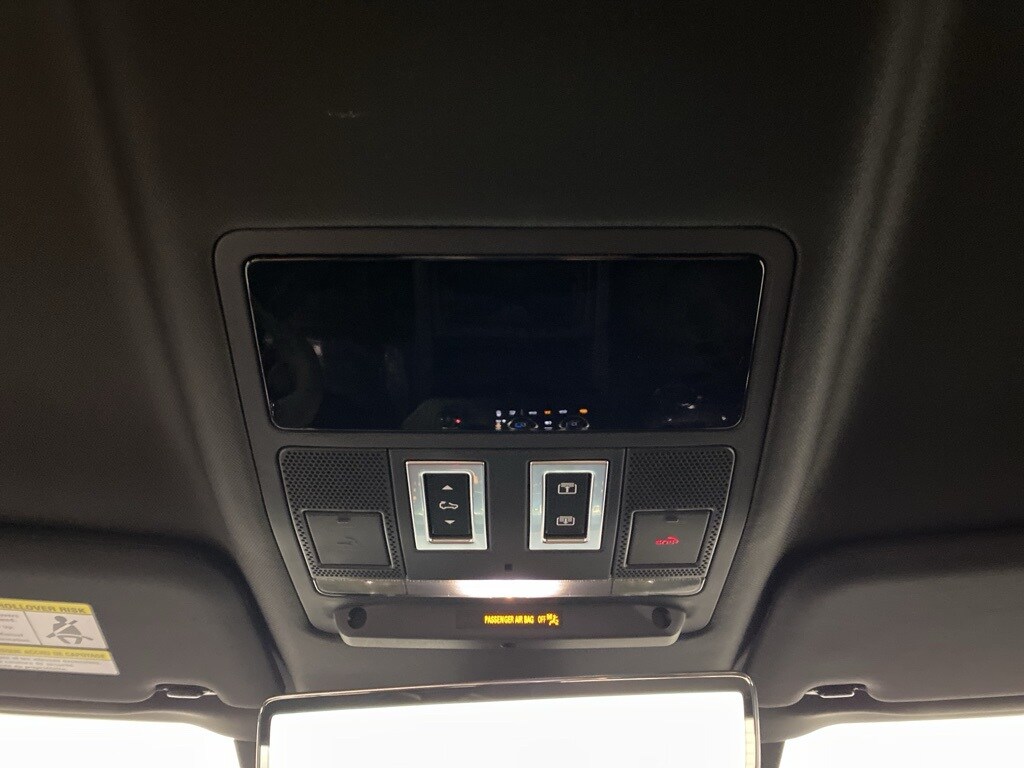 2023 LAND ROVER DEFENDER - Image 19