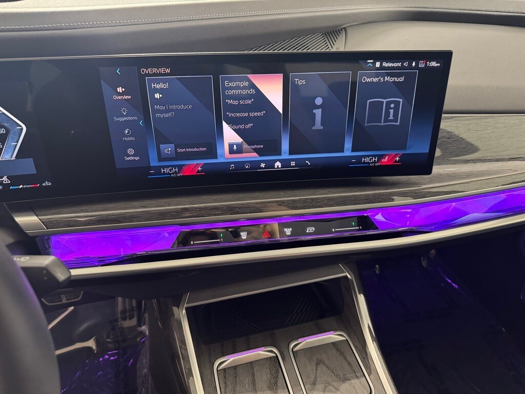 2025 BMW 740I - Image 25