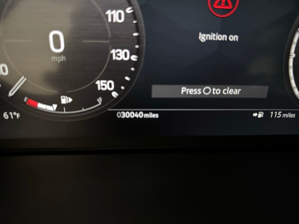 2024 LAND ROVER DEFENDER - Image 18