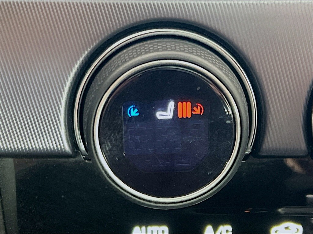 2023 JAGUAR F-TYPE - Image 21