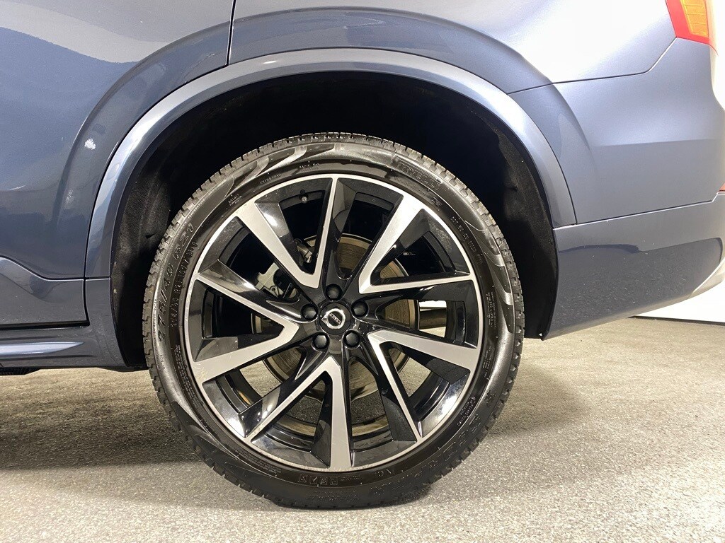 2022 VOLVO XC90 - Image 32