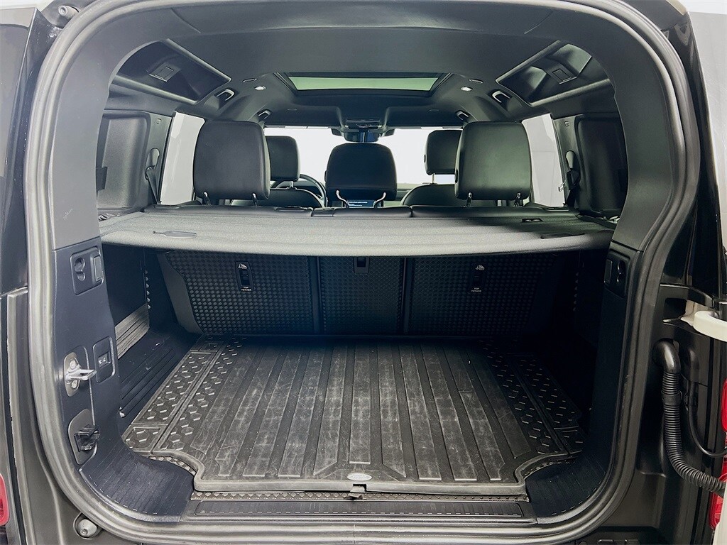 2023 LAND ROVER DEFENDER - Image 28
