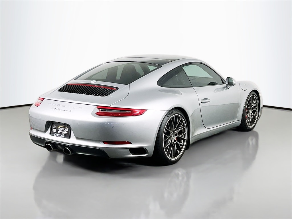 2017 PORSCHE 911 - Image 5