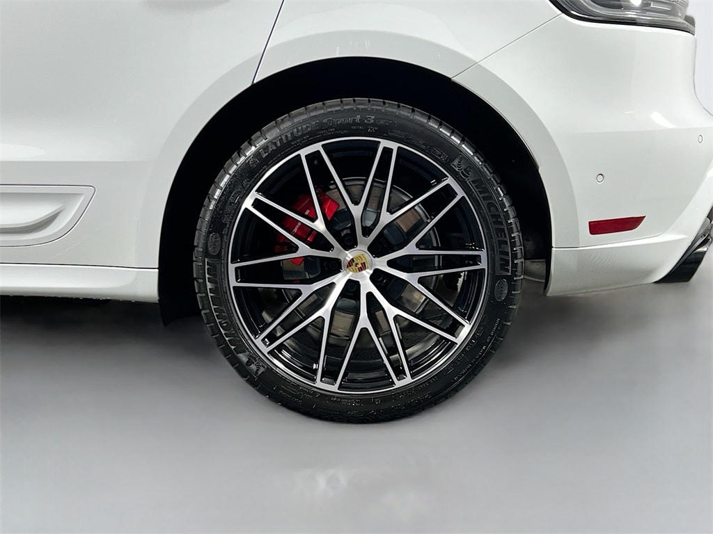 2022 PORSCHE MACAN - Image 33