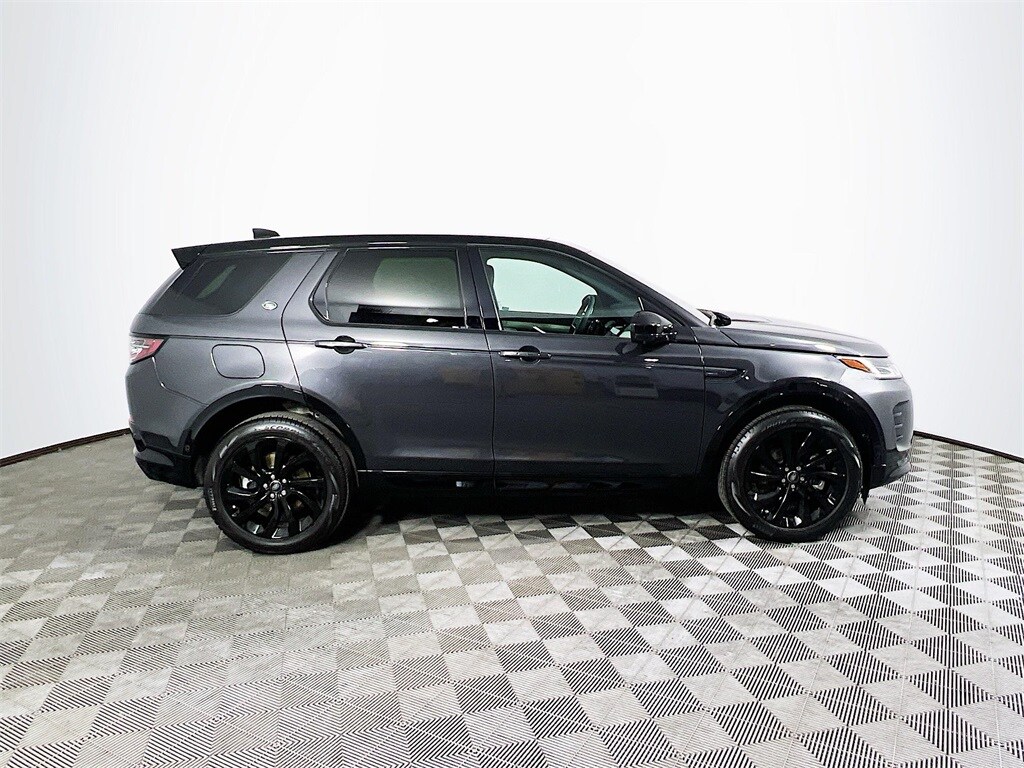 2024 Land Rover Discovery Sport Dynamic SE photo 4