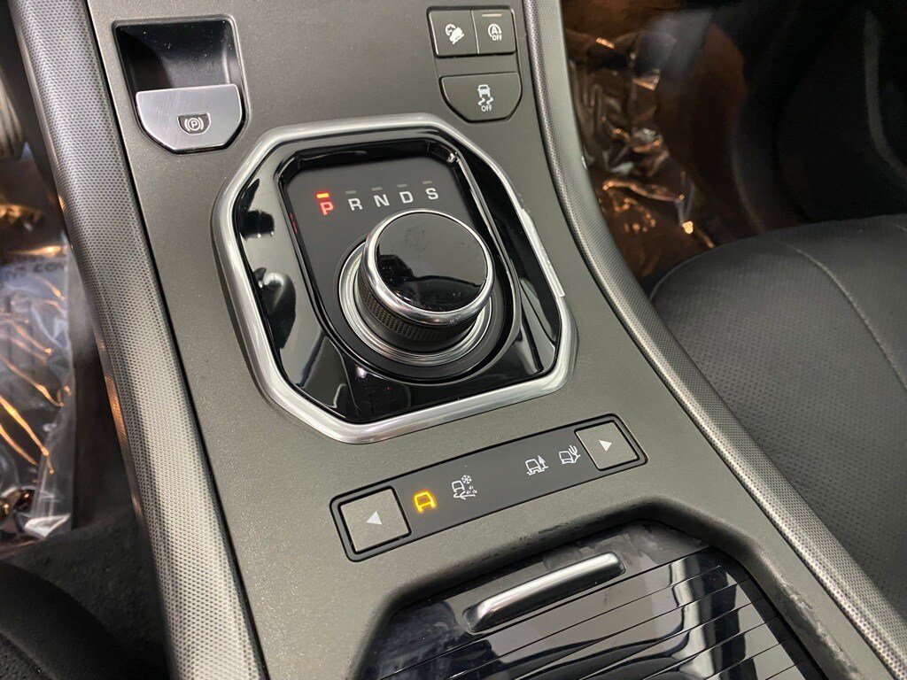 2019 LAND ROVER RANGE ROVER EVOQUE - Image 18