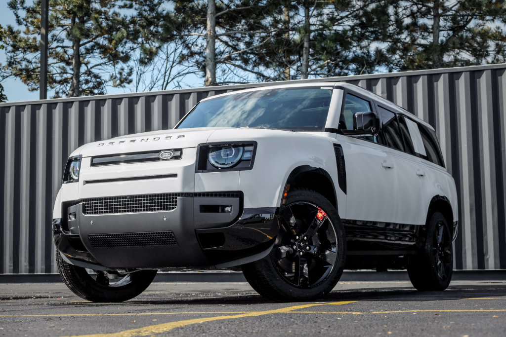 2026 Land Rover Defender 130 X-Dynamic SE SUV