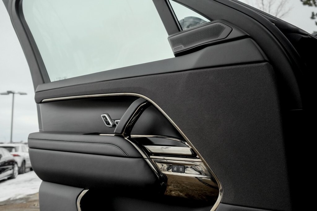 2024 LAND ROVER RANGE ROVER SPORT - Image 13