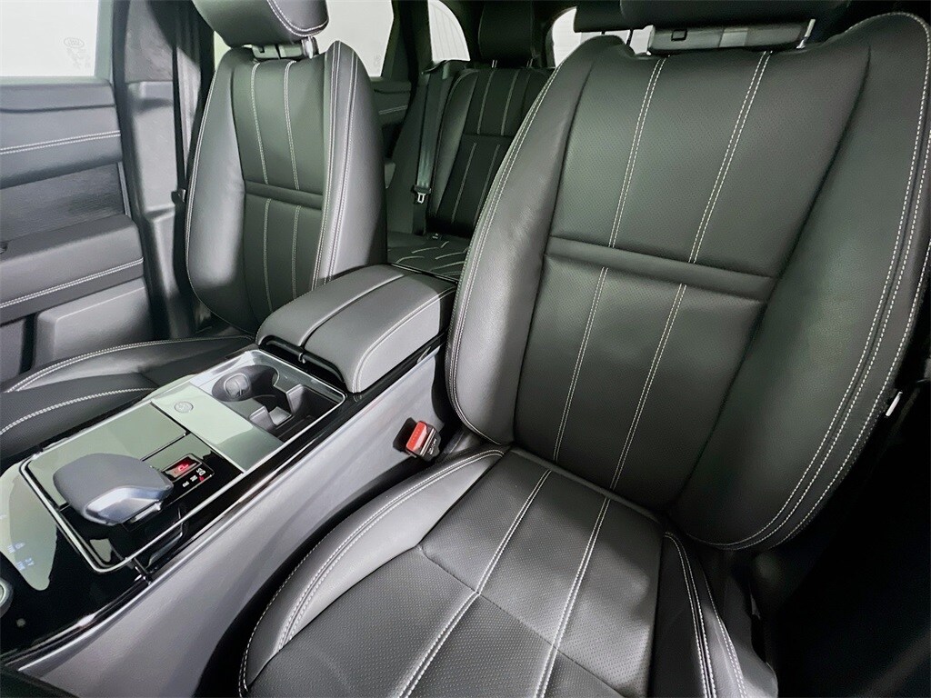 2023 LAND ROVER RANGE ROVER VELAR - Image 22