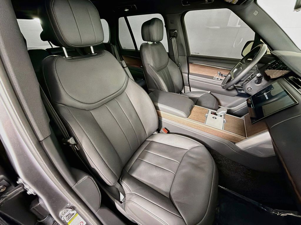 2024 Land Rover Range Rover SE - Photo 30