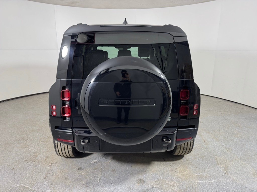 2023 LAND ROVER DEFENDER - Image 6