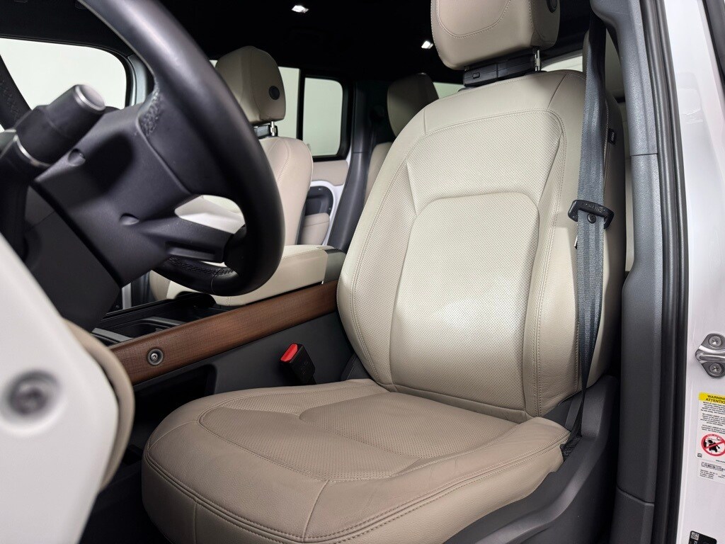 2023 LAND ROVER DEFENDER - Image 24