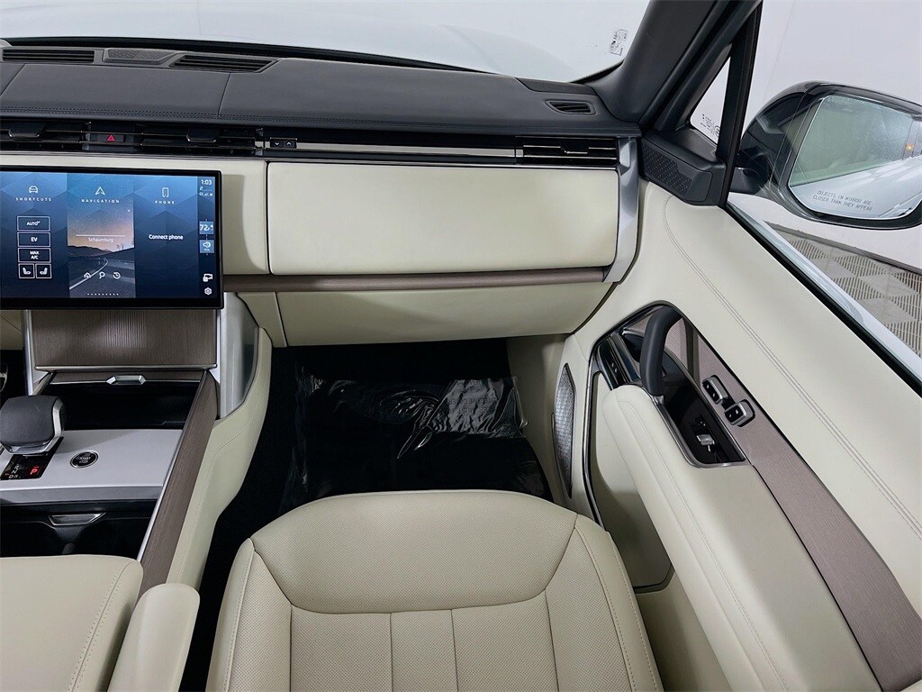 2025 LAND ROVER RANGE ROVER - Image 25