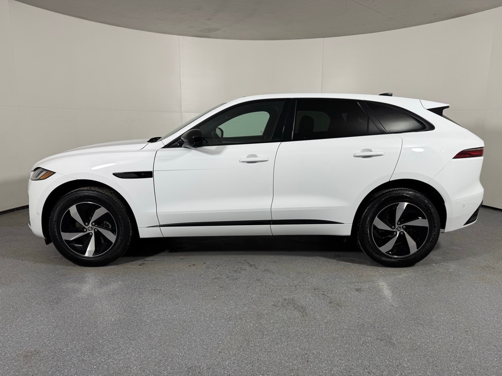 2026 JAGUAR F-PACE - Image 10