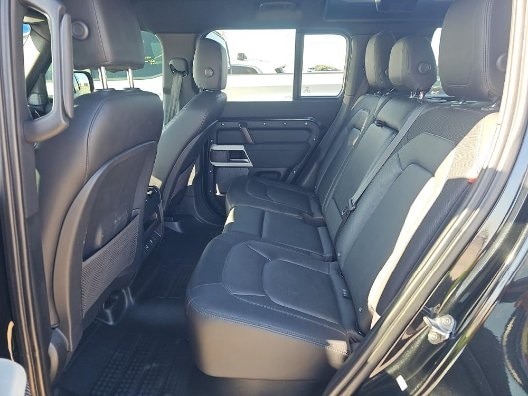 2023 LAND ROVER DEFENDER - Image 6