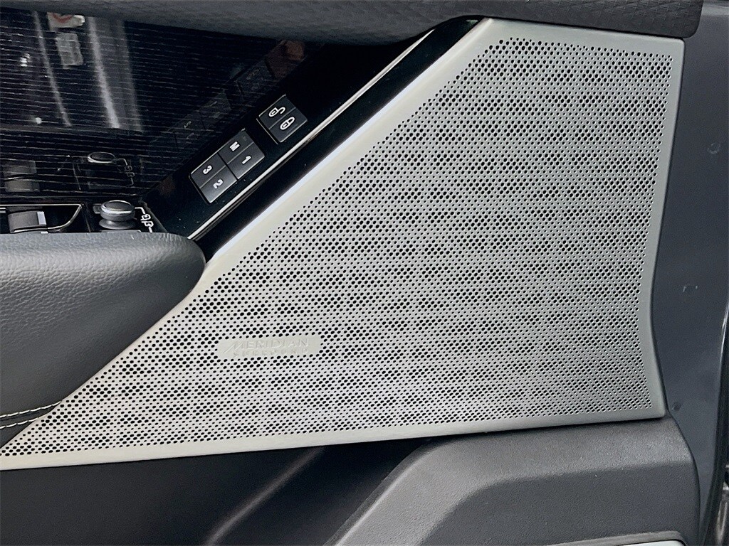 2019 LAND ROVER RANGE ROVER VELAR - Image 19