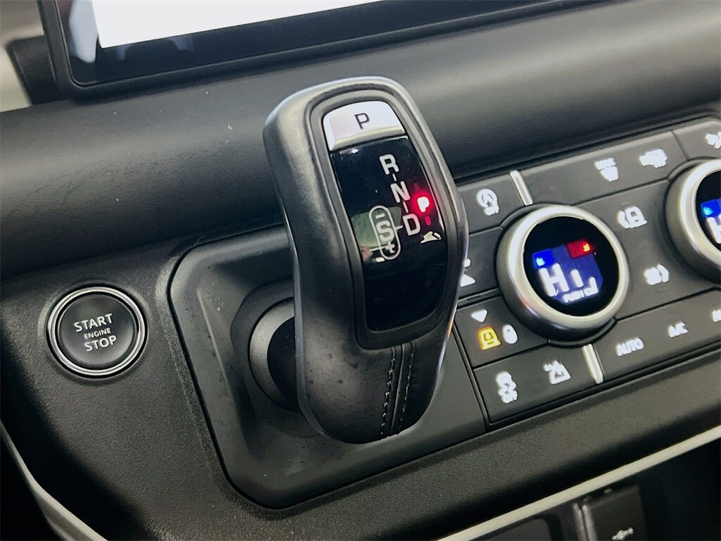 2023 LAND ROVER DEFENDER - Image 17