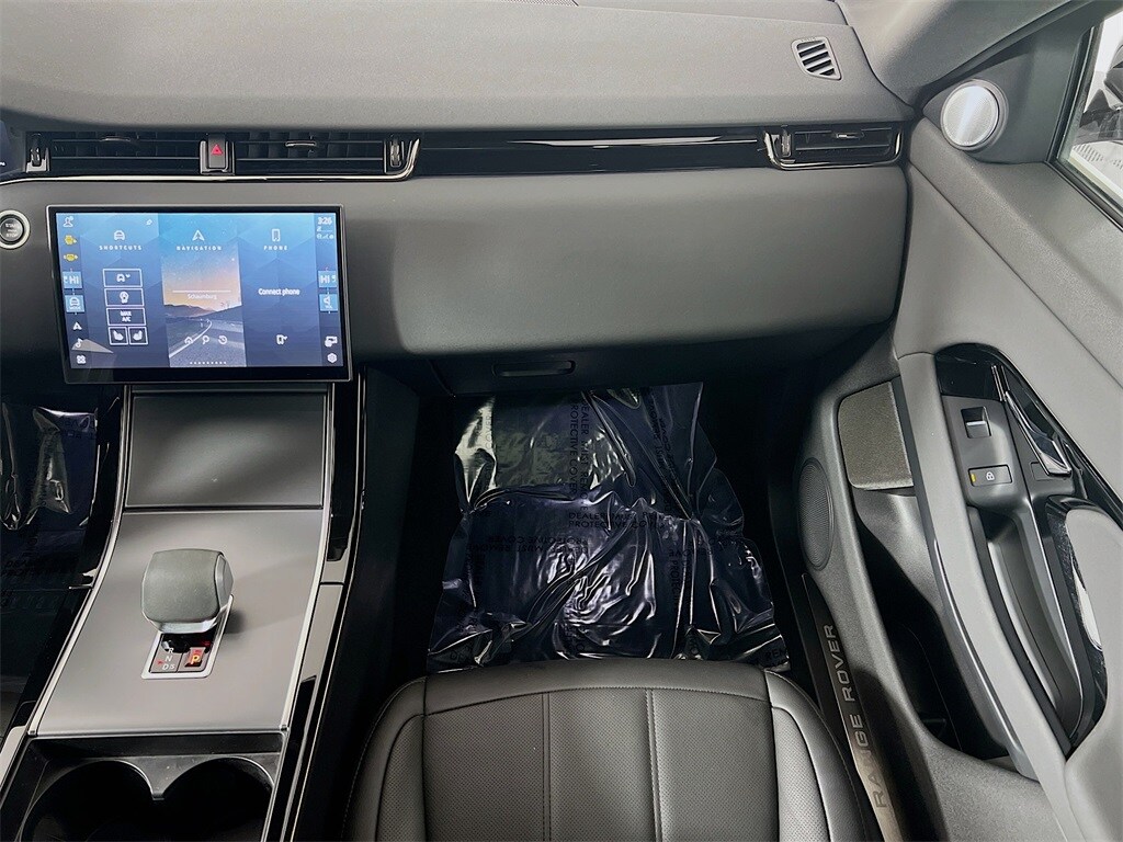 2025 LAND ROVER RANGE ROVER EVOQUE - Image 25