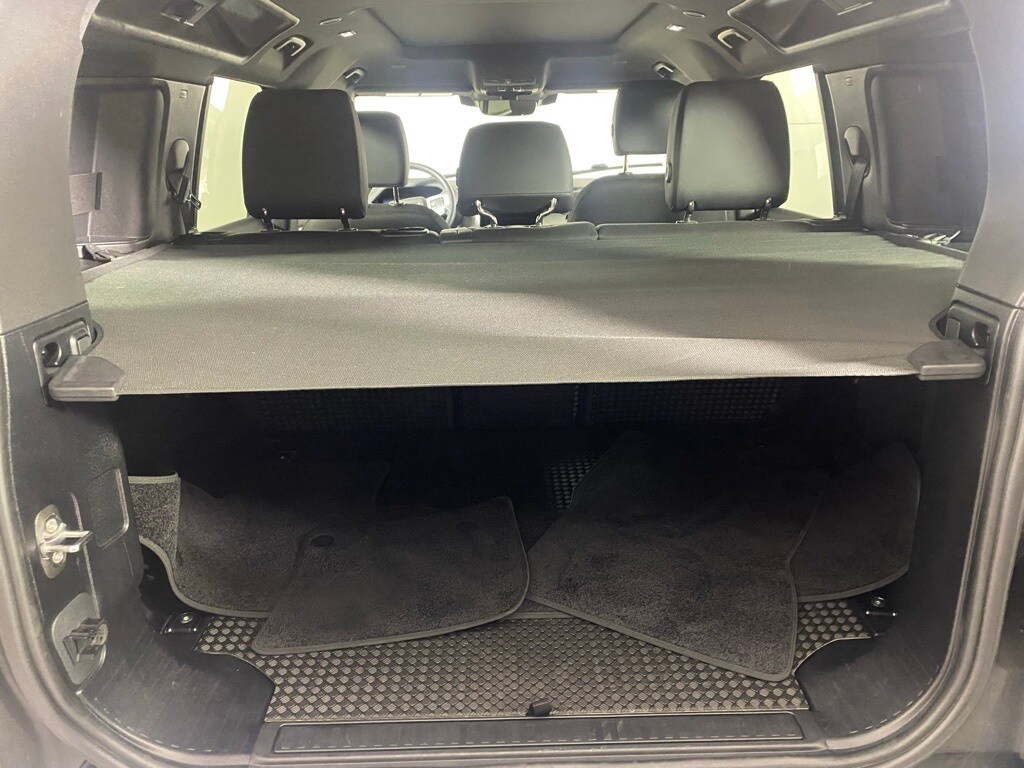 2025 LAND ROVER DEFENDER - Image 27