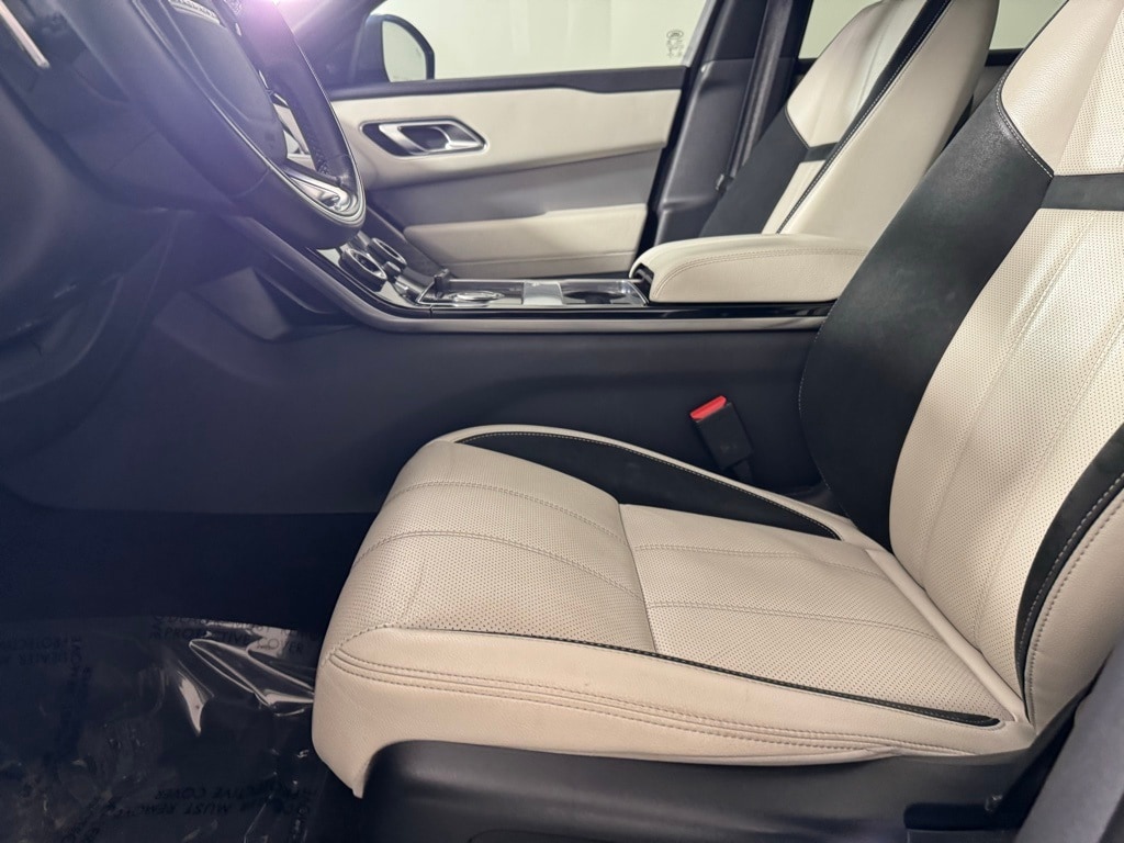 2019 LAND ROVER RANGE ROVER VELAR - Image 17