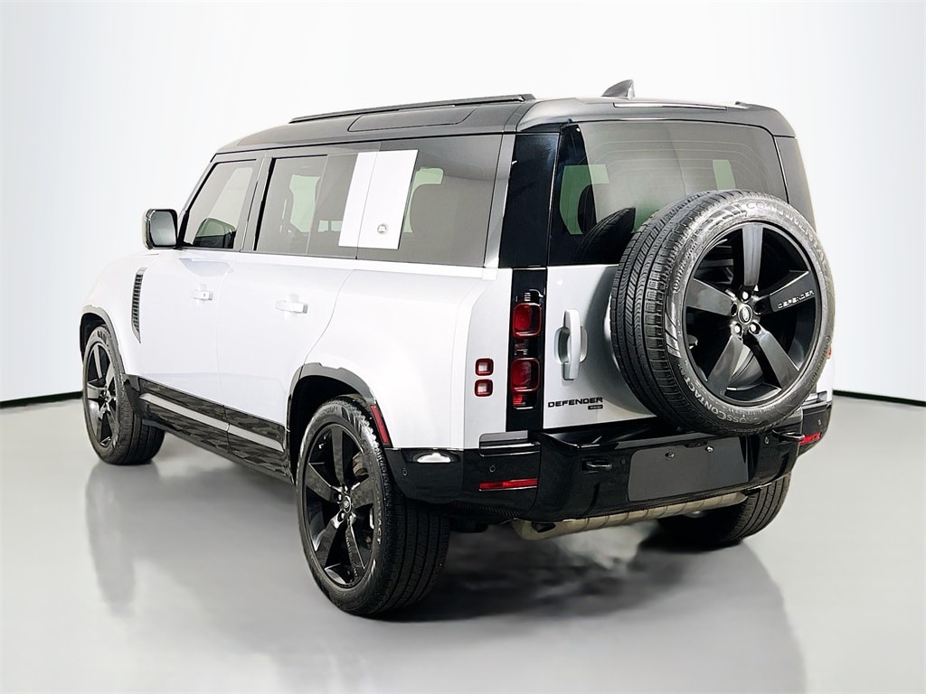 2023 LAND ROVER DEFENDER - Image 7