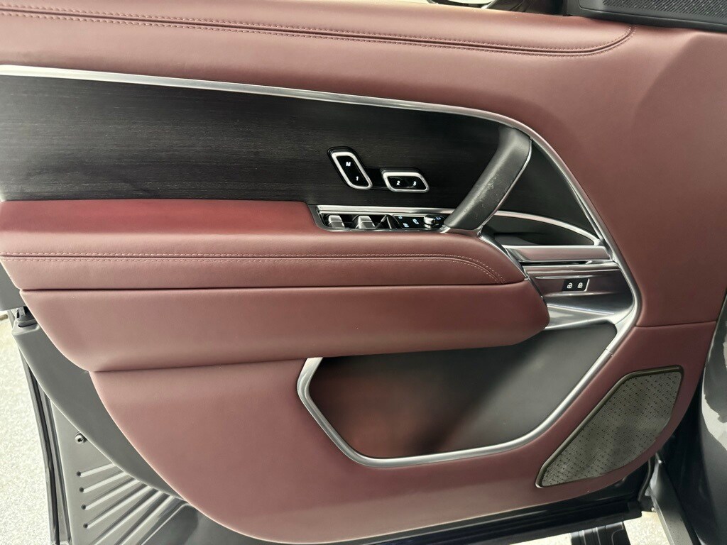 2024 LAND ROVER RANGE ROVER - Image 11