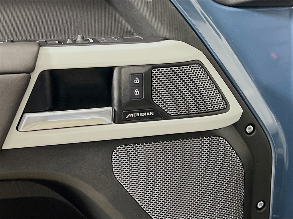 2024 LAND ROVER DEFENDER - Image 19