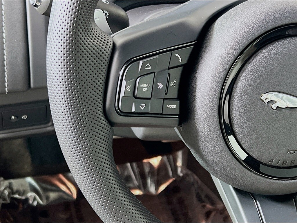 2024 JAGUAR F-TYPE - Image 10