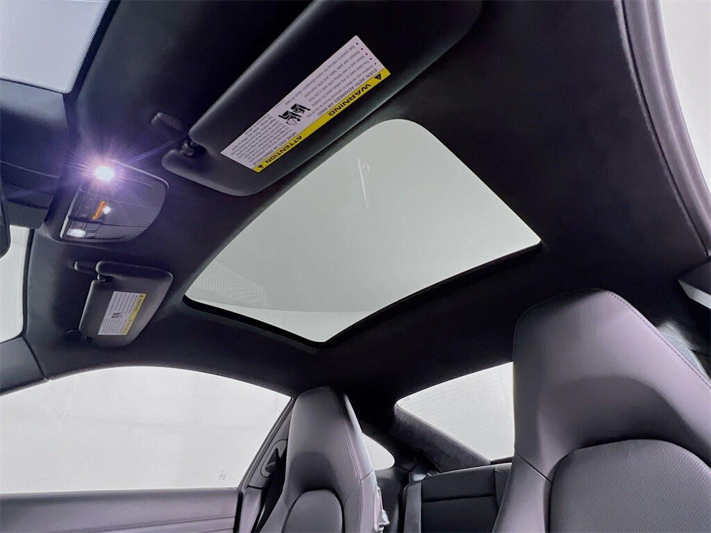 2017 PORSCHE 911 - Image 23