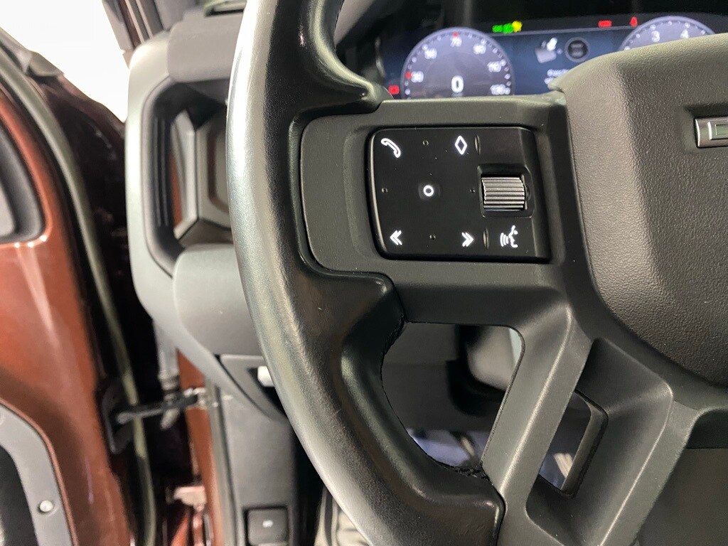 2023 LAND ROVER DEFENDER - Image 17