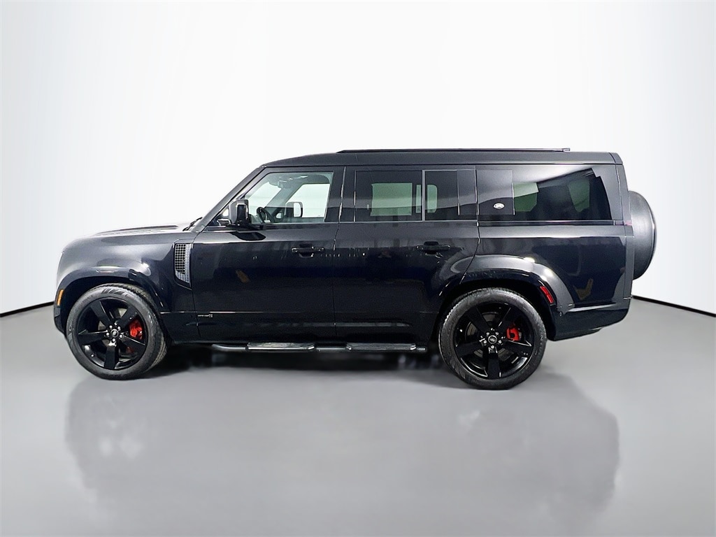 2024 LAND ROVER DEFENDER - Image 8
