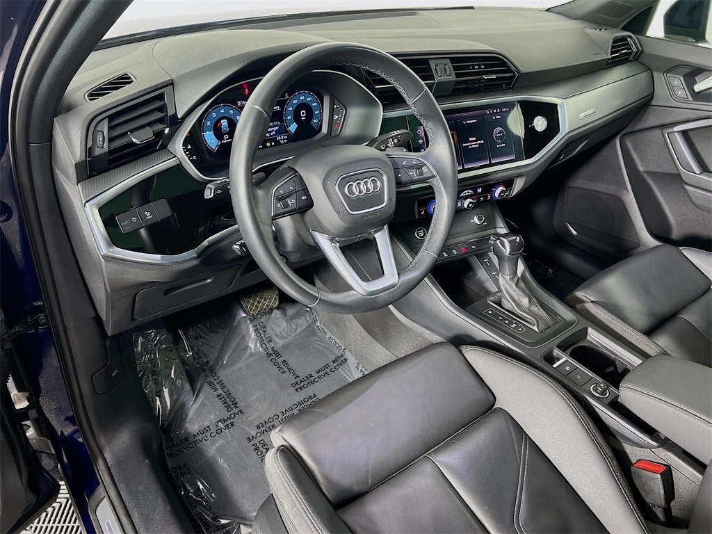 2023 AUDI Q3 - Image 9