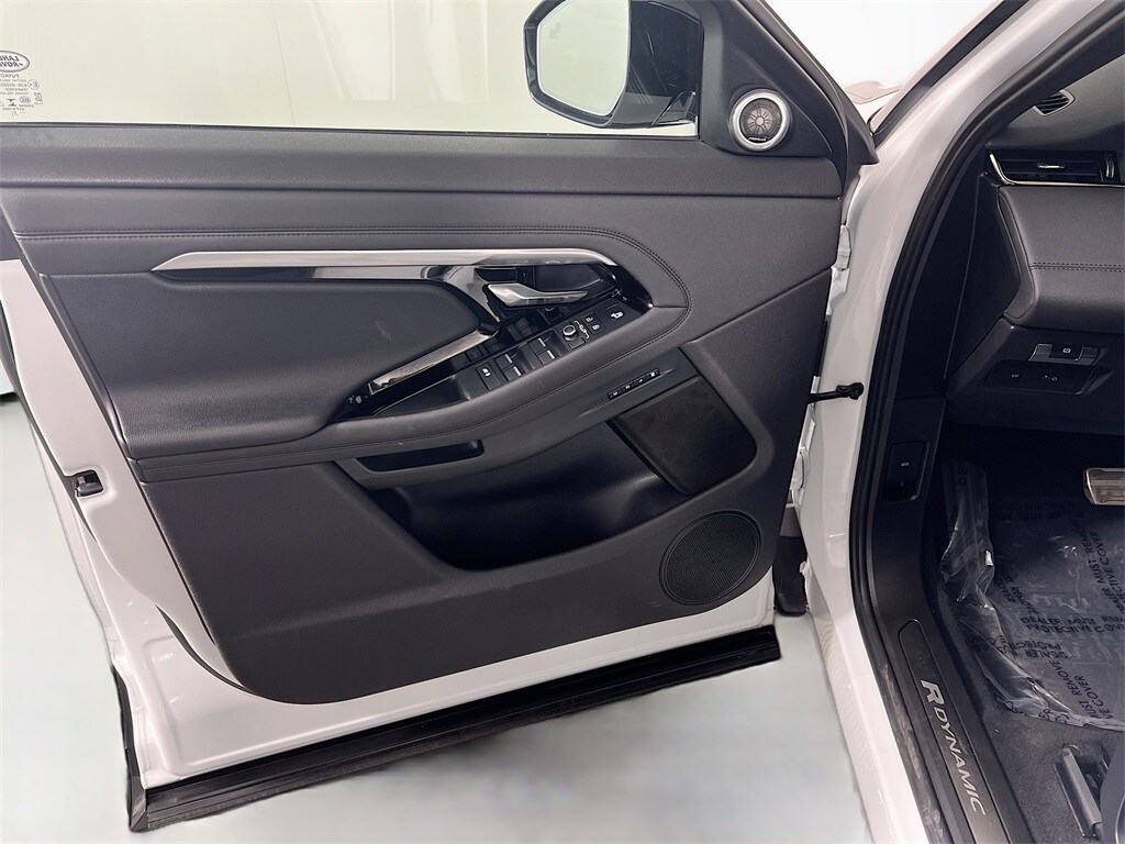 2022 LAND ROVER RANGE ROVER EVOQUE - Image 18