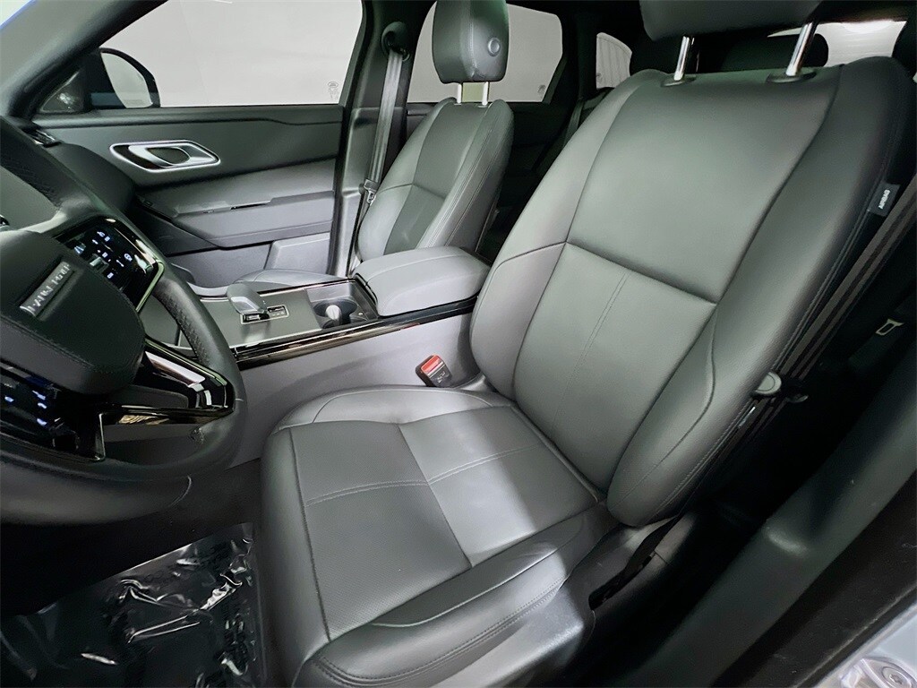 2025 LAND ROVER RANGE ROVER VELAR - Image 22