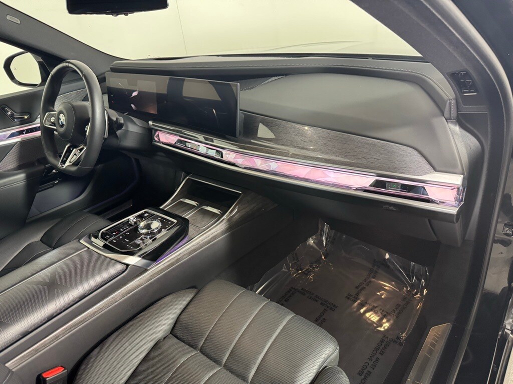 2025 BMW 740I - Image 33