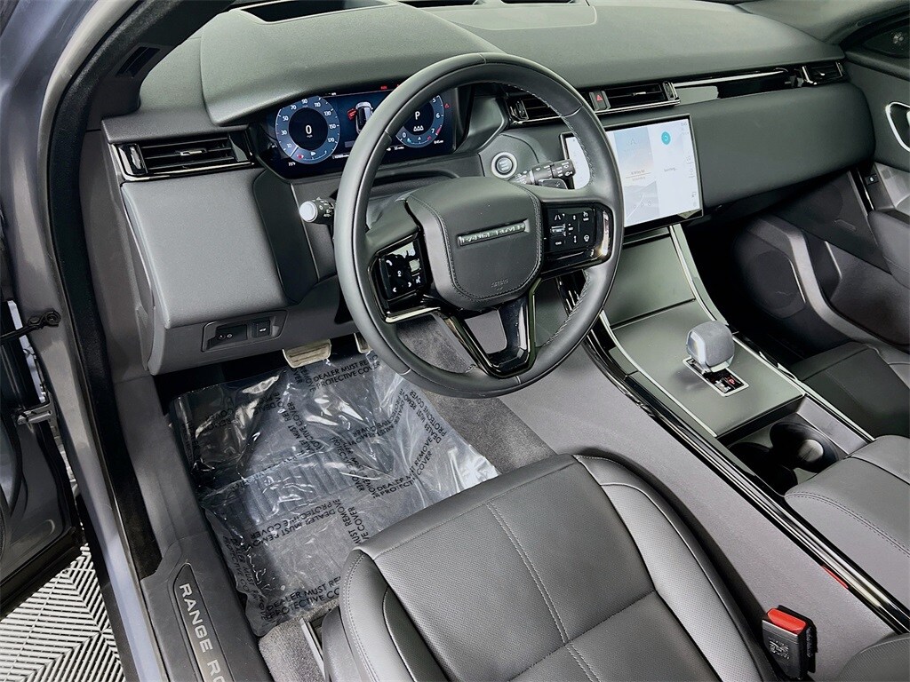2025 LAND ROVER RANGE ROVER VELAR - Image 9
