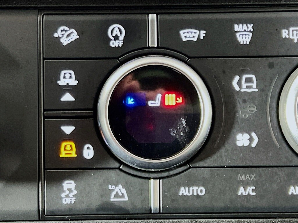 2023 LAND ROVER DEFENDER - Image 21