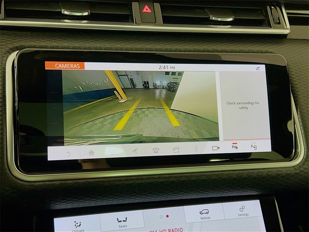 2019 LAND ROVER RANGE ROVER VELAR - Image 14