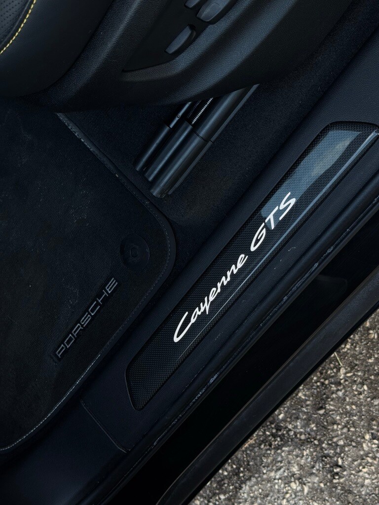 2025 PORSCHE CAYENNE - Image 30
