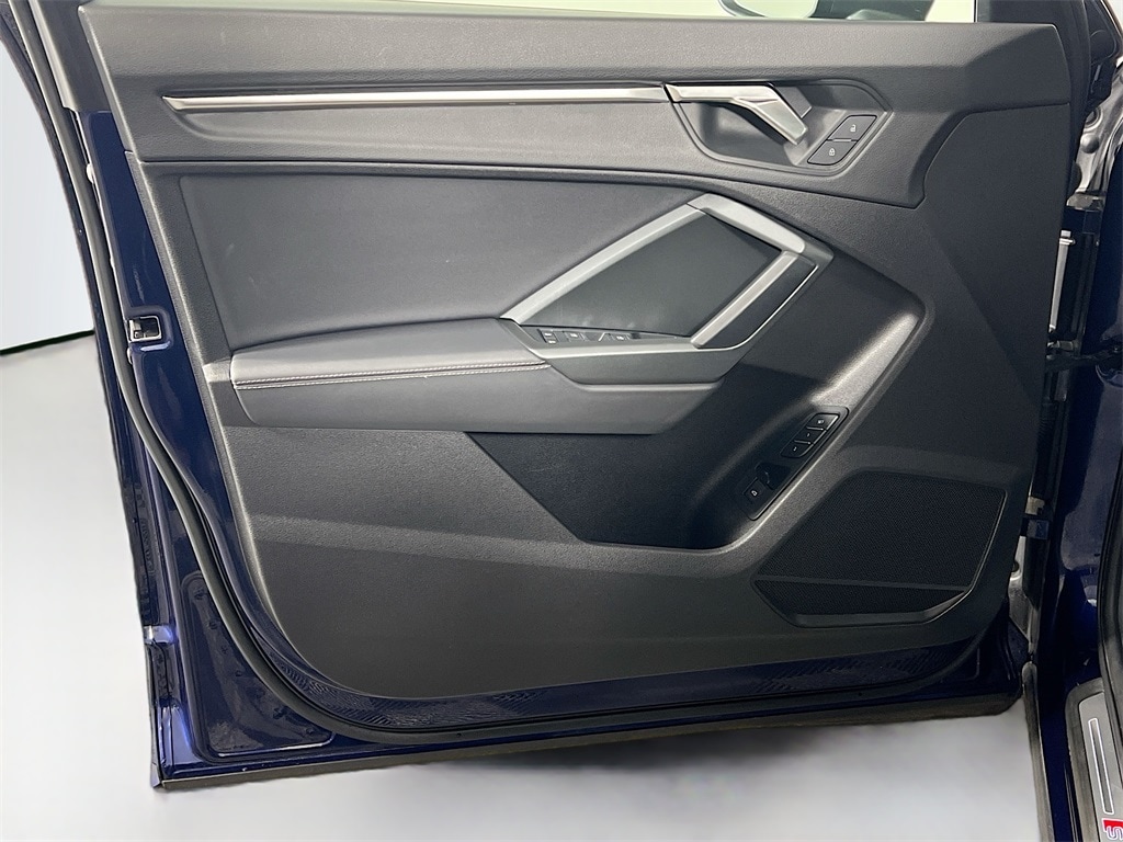 2023 AUDI Q3 - Image 17