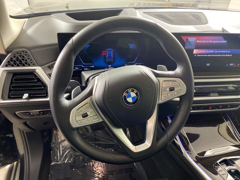 2023 BMW X7 - Image 11