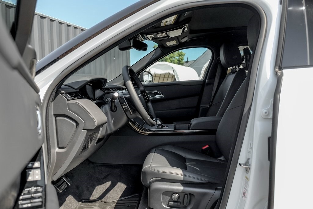 2026 LAND ROVER RANGE ROVER VELAR - Image 10