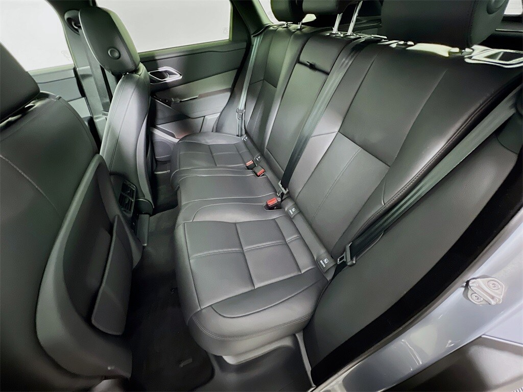 2025 LAND ROVER RANGE ROVER VELAR - Image 26