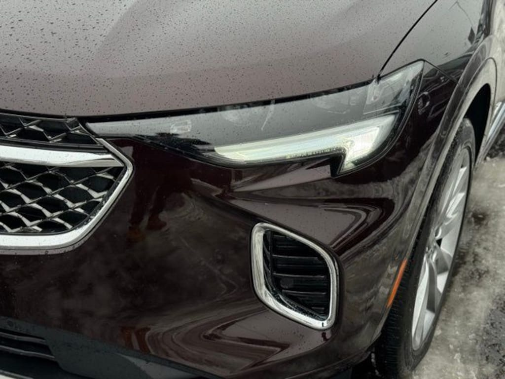 Used 2022 Buick Envision Avenir SUV