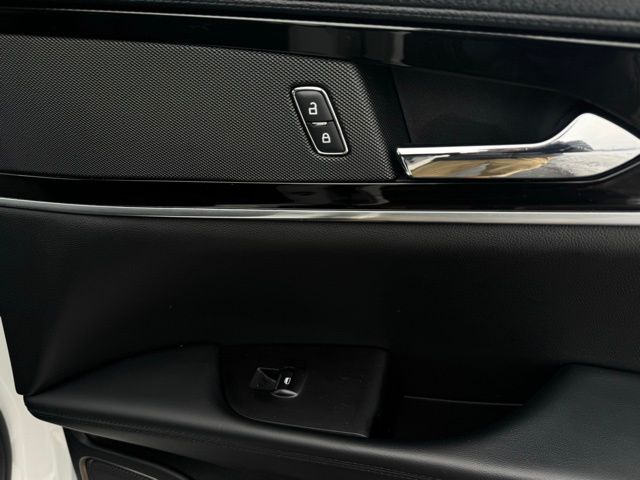 2022 LINCOLN NAUTILUS - Image 16