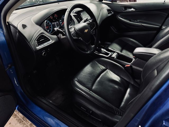 2017 CHEVROLET CRUZE - Image 16