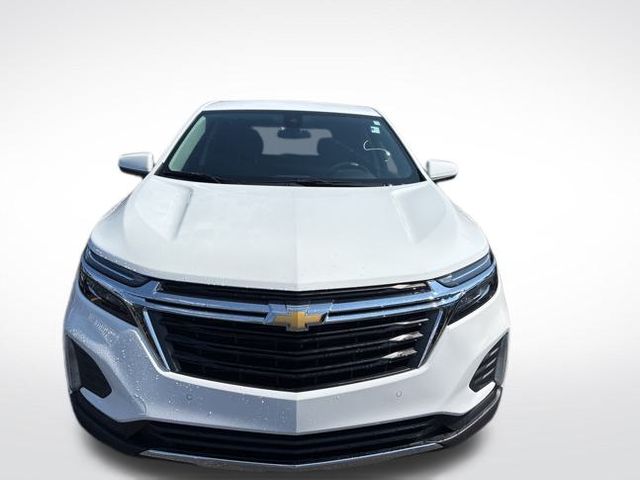 2023 Chevrolet Equinox LT photo 2