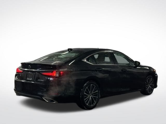 2023 LEXUS ES - Image 6