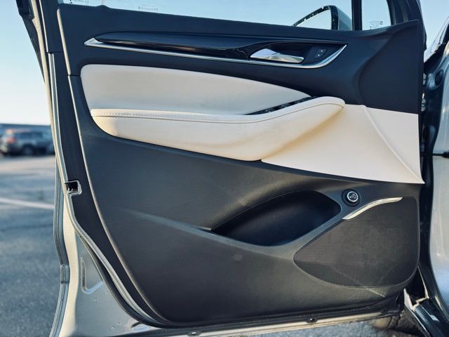 2023 BUICK ENCLAVE - Image 11